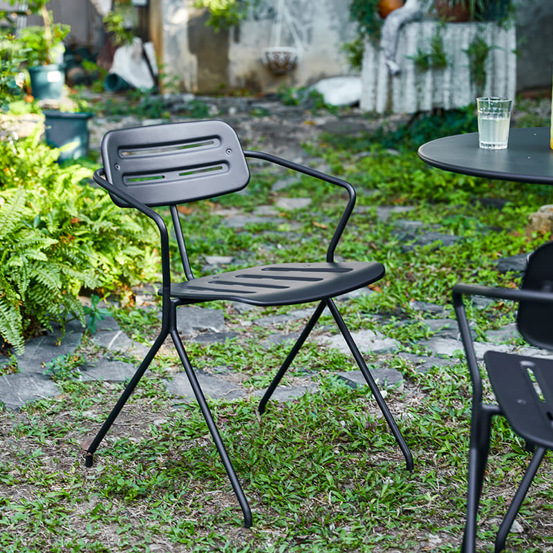 2026年、完璧なメタル・バー・スツールの高さを選ぶには? 錆びにくいアルミダイニングチェア